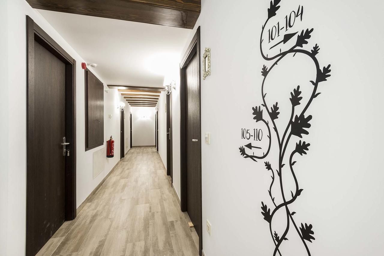 Hotel Atiana 아바라신 외부 사진
